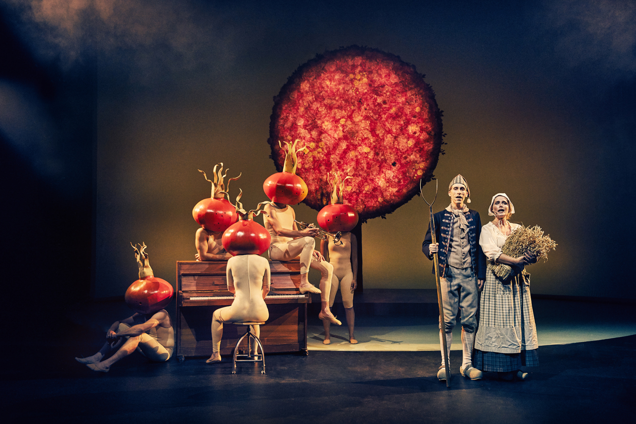 Lyden af de skuldre vi står på Aarhus Teater Foto Emilia Therese